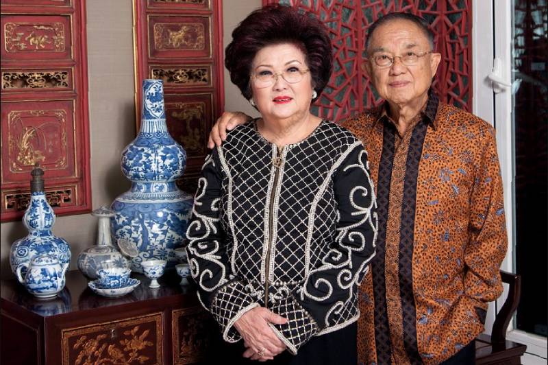 Boenjamin Setiawan bersama sang istri